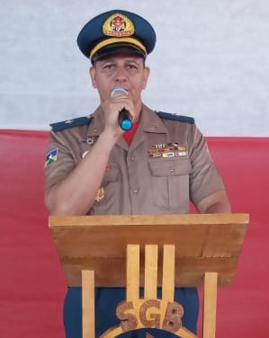 COMANDANTE DO CORPO DE BOMBEIROS DE GUAJARÁ LEMBRA O DIA NACIONAL DOS BOMBEIROS, COMEMORADO EM 02 DE JULHO