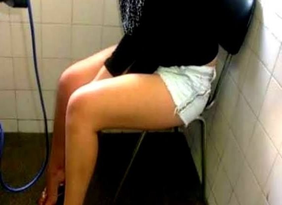 MOLESTADA: Adolescente é abusada sexualmente após ser raptada por criminoso em moto