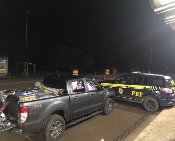 Mulher foge a 200 km/h com carga de cueca boliviana na BR-364