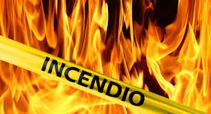 Homem impede propagação de fogo em residência