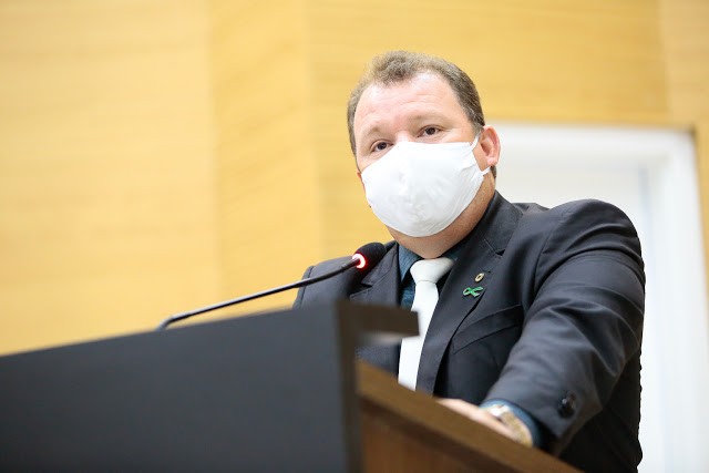 Deputado Dr. Neidson explica que a Assembleia defende a construção da ponte na fronteira
