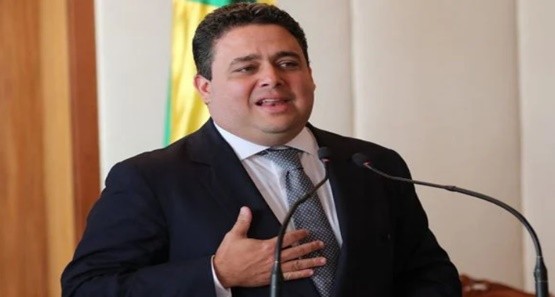 Ex-presidente da Fecomércio-RJ delata presidente da OAB