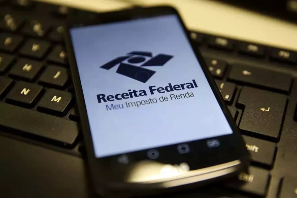 Receita Federal abre na segunda-feira, 23 de novembro, consulta ao lote residual de restituição do IRPF do mês de NOV/2020