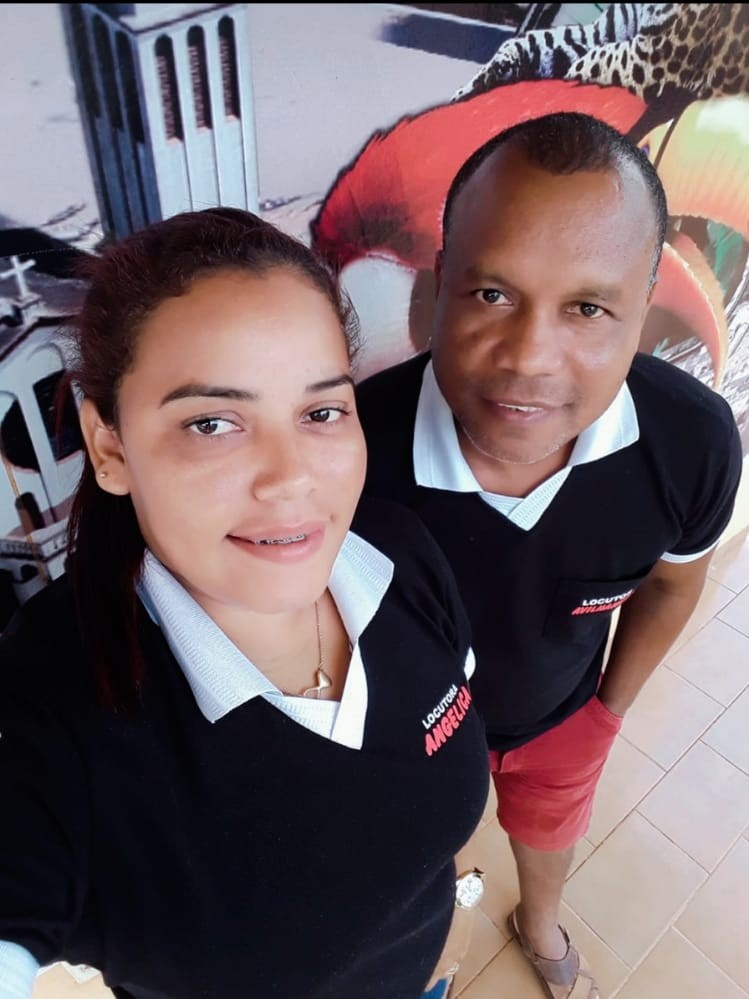 CASAL COMEMORA 5 ANOS DO MANHÃ SERTANEJA NA RONDÔNIA FM 89,9