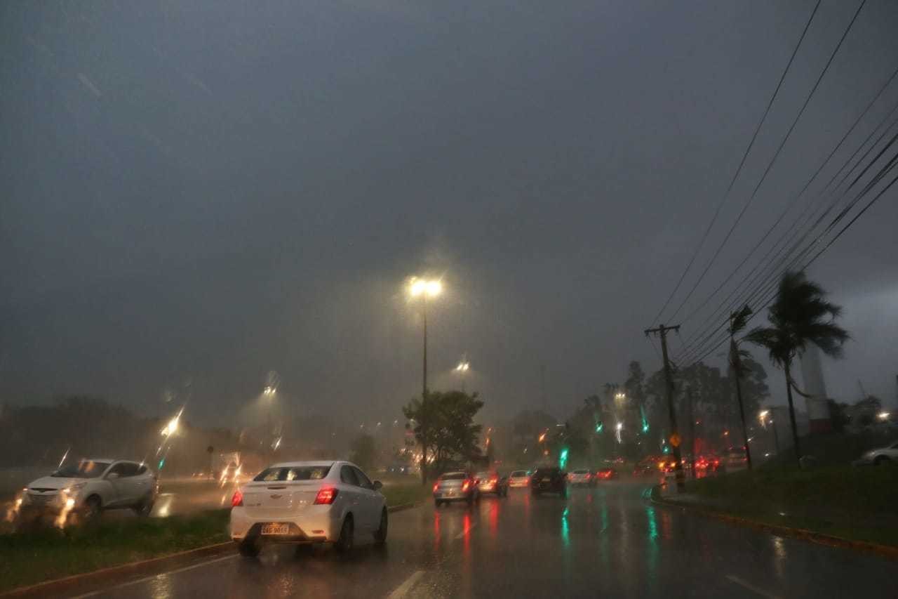Noite de Natal será com chuva em quase todas as regiões de Rondônia