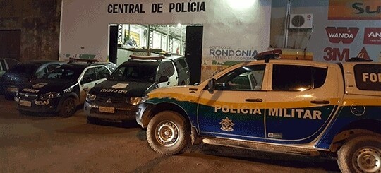 Adolescente é flagrado estuprando o primo