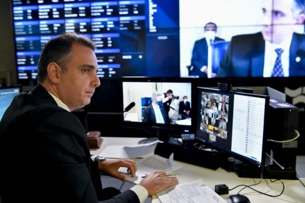 CONGRESSO NACIONAL: Portovelhense é nome forte na corrida à presidência do Senado