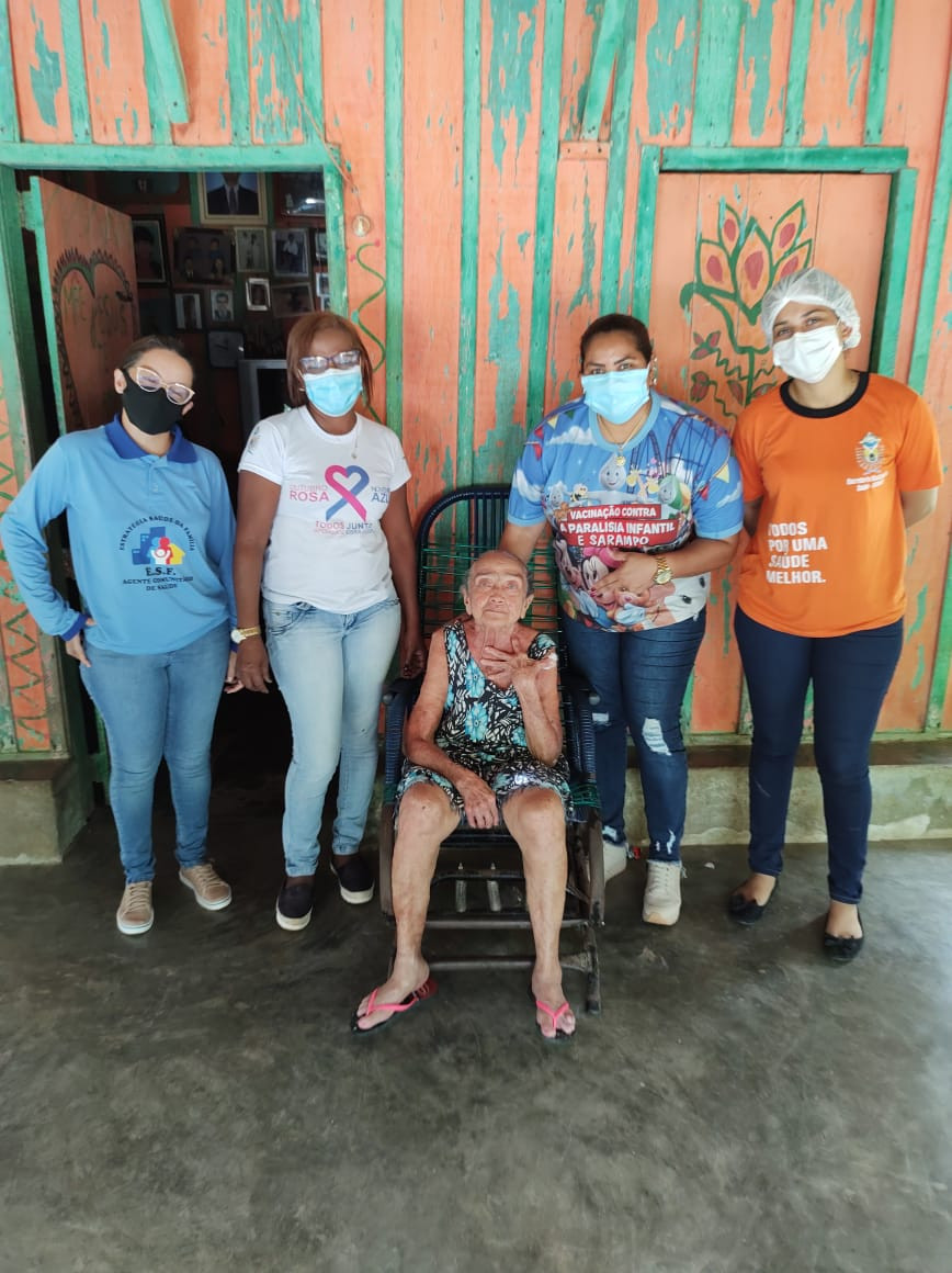 GUAJARÁ-MIRIM: EQUIPE DE VACINAÇÃO ENVIA PROFISSIONAIS PARA IMUNIZAR IDOSOS EM SURPRESA E IATA