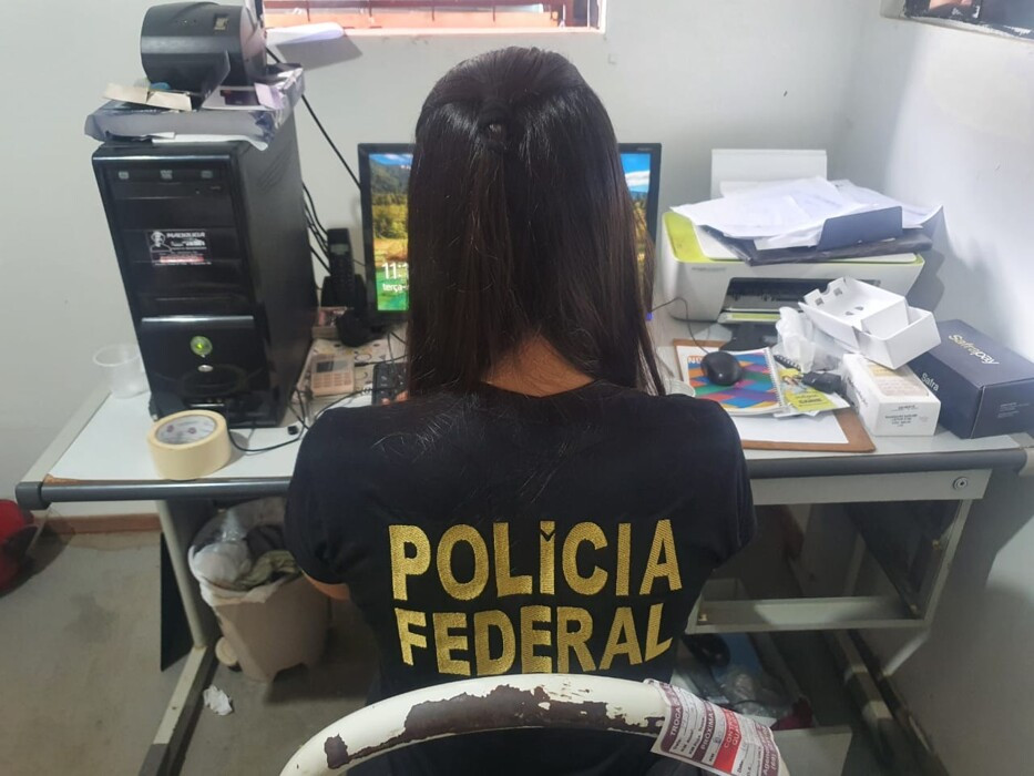Mecânico é preso pela PF com imagens e vídeos de exploração sexual infantil