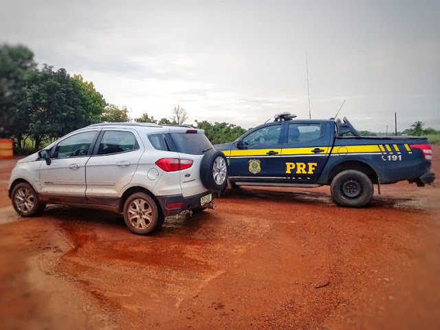 PRF RECUPEA VEÍCULO CLONADO QUE TRAFEGAVA PELA BR 425