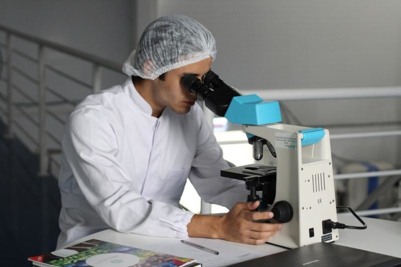Pesquisadores da UFMG desenvolvem novo teste para detectar variantes da Covid-19