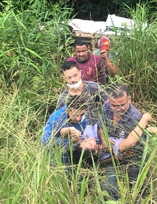 Quatro mulheres ficam feridas em capotamento na BR-319