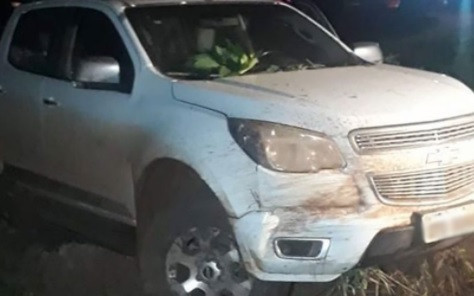 Cinco elementos são presos e veículo roubado em Candeias do Jamary é recuperado pela Polícia Militar em Guajará-Mirim