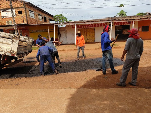 PREFEITURA INICIA OPERAÇÃO TAPA-BURACOS E LIMPEZA DAS VIAS PÚBLICAS