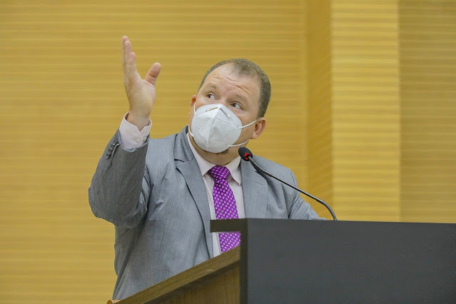 Dr. Neidson defende criação de projeto de lei para reduzir área prevista na criação do Parque Estadual Ilha das Flores, em Alta Floresta