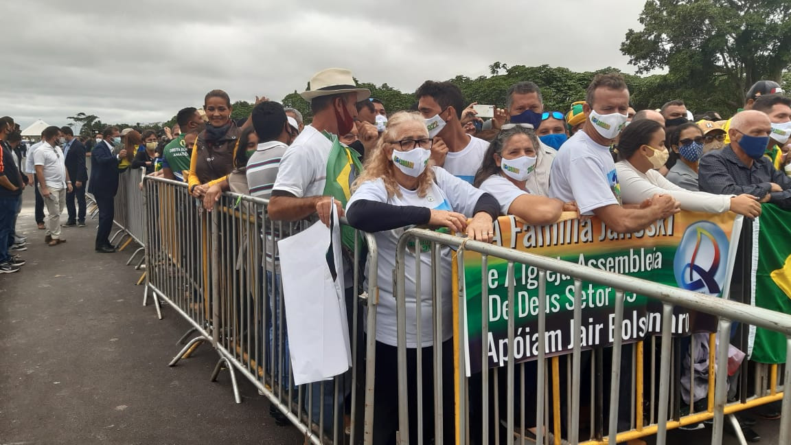 POPULAÇÃO DE GUAJARÁ-MIRIM COBRA DO GOVERNADOR DE RONDÔNIA A CONCLUSÃO DA OBRA DO HOSPITAL REGIONAL DO MUNICÍPIO.