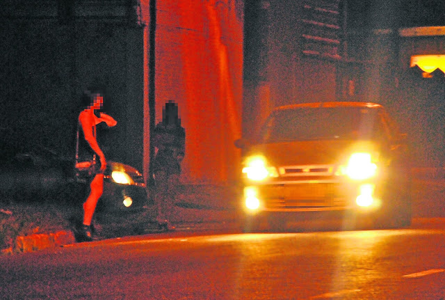 Homem passa nota falsa de R$ 200,00 em ponto de prostituição em Guajará-Mirim-RO.