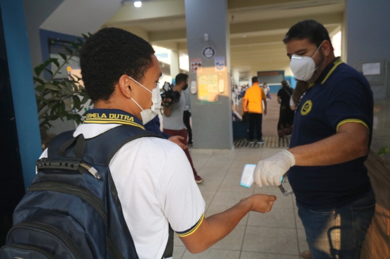 Sintero decide pela suspensão da greve e aulas retornam nesta segunda-feira (09)