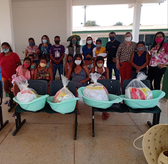 Com presença da Secretária Adjunta de Estado da Assistência e do Desenvolvimento Social, Mães Indígenas recebem kits do Programa Estadual 