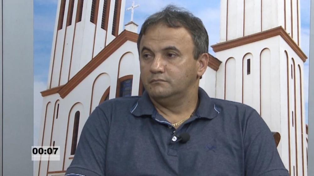 Secretário de Obras, Antônio Bento, pede exoneração