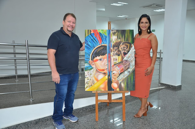 Artista de Nova Mamoré expõe telas na Assembleia Legislativa, a convite do deputado Dr. Neidson