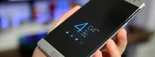 Marido de vítima e populares detém adolescente de posse do aparelho celular roubado