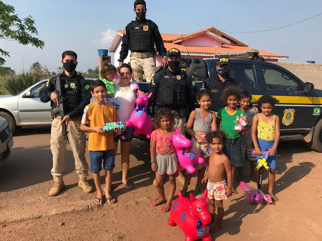 PRF participa de Ação em comemoração ao Dia das Crianças em Guajará-Mirim e Nova Mamoré