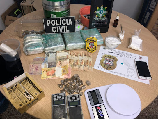 Polícia Civil e Polícia Militar estouram duas bocas de fumo em Nova Mamoré