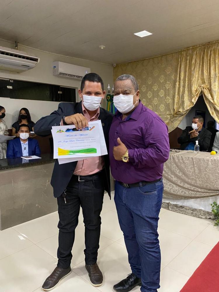RADIALISTA É HOMENAGEADO PELA CÂMARA DE VEREADORES POR SERVIÇOS PRESTADOS AO MUNICIPIO.