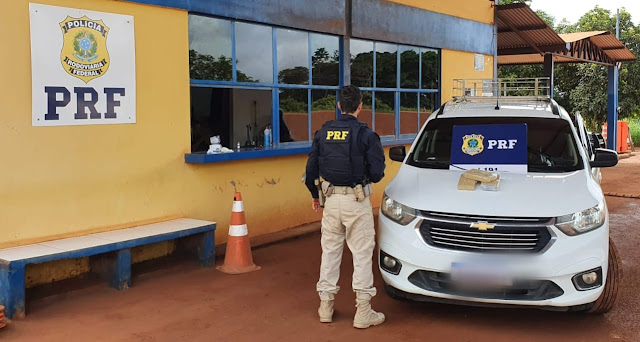 PRF apreende mais de 3 Kg de cocaína em compartimento secreto de carro