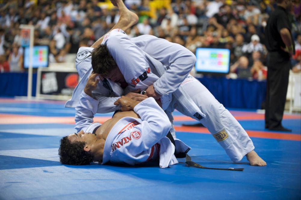 GUAJARAMIRENSE SAI VITORIOSO EM CAMPEONATO DE JIU-JITSU