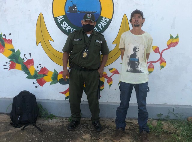 Foragido da Justiça é preso na Bolívia e deportado para o Brasil