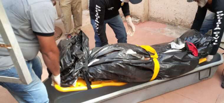 Mulher encontra cadáver em riacho e aciona a PM