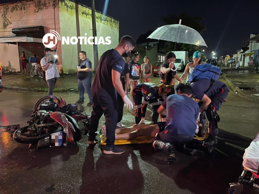  Acidente entre carro e moto resulta em morte de piloto; motorista fugiu, mas foi preso 