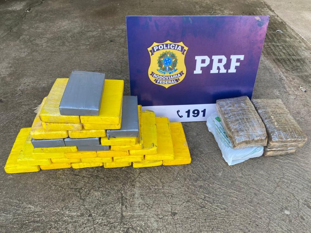 PRF apreende 30,965 Kg de Cocaína e 4 Kg de Skunk