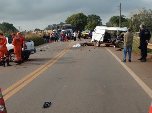 Acidente deixa mortos e feridos na na BR-364 em Itapuã do Oeste