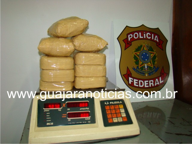 PF prende dois indivíduos portando mais de 9 quilos de cocaína no bairro Triângulo