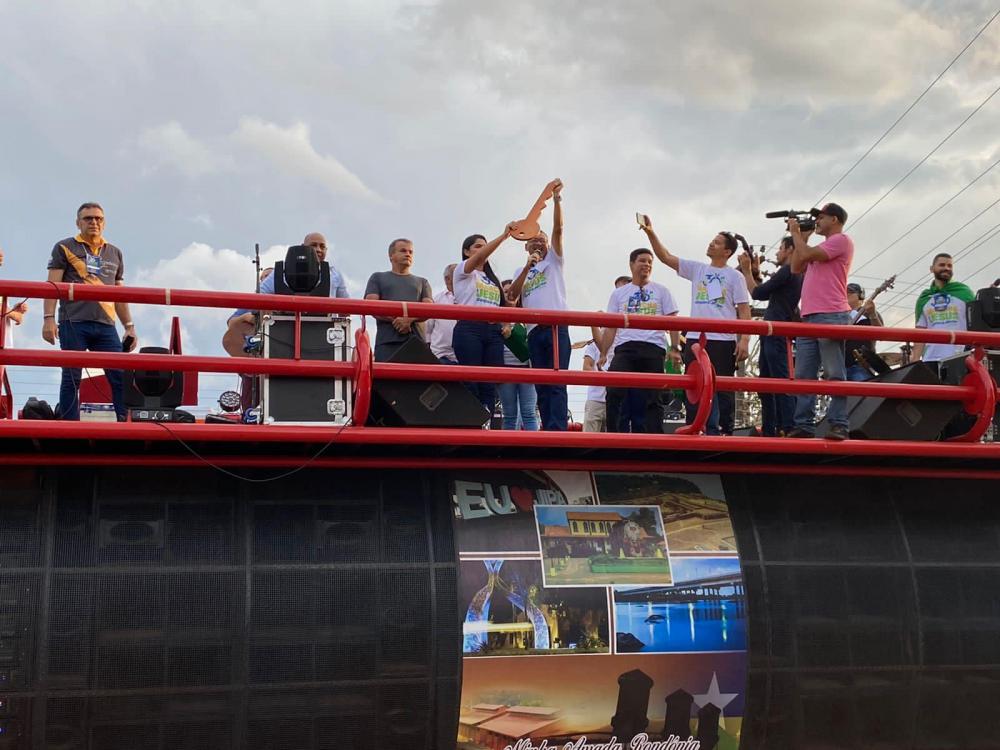 MARCHA PARA JESUS FOI UM SUCESSO EM GUAJARÁ-MIRIM
