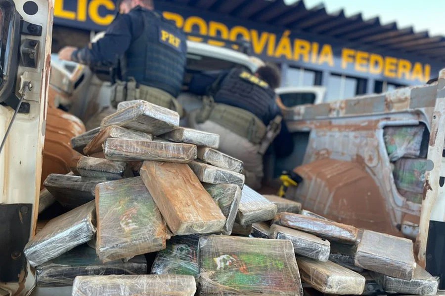 Suspeito é preso após tentar transportar mais de 100kg de cocaína de Rondônia para Mato Grosso