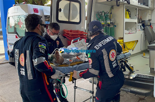 Vítima de grave acidente em distrito é transferida de helicóptero para Porto Velho