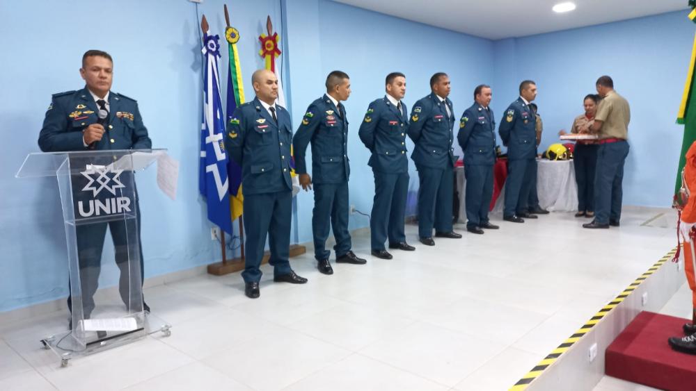 DIA DO BOMBEIRO MILITAR É COMEMORADO EM GUAJARÁ MIRIM