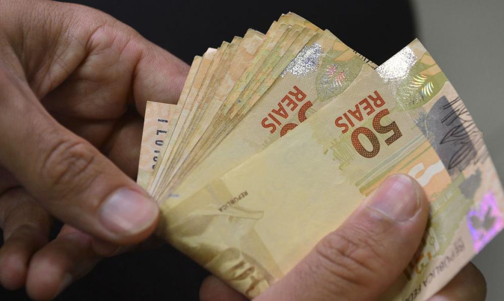 Receita paga hoje restituições do quarto lote do IR 2022