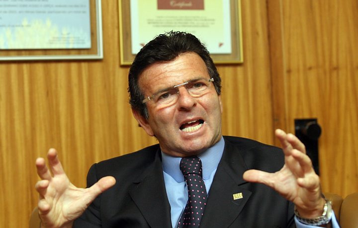 Luiz Fux toma posse e diz não ter medo de julgar Lei da Ficha Limpa