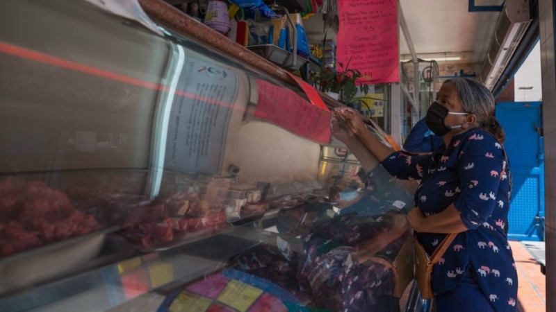 Na Venezuela, é necessário 28 salários mínimos para comprar um cesta básica