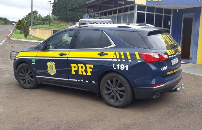 COMANDO DE OPERAÇÕES: Dois são presos em caminhonete com pistola e revólver na BR-364 