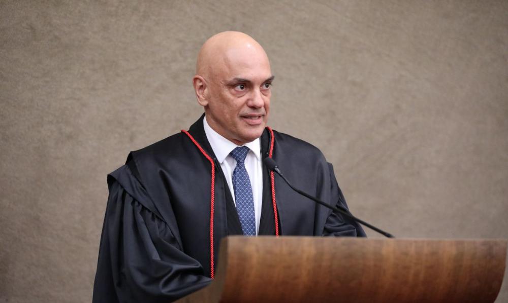 Ministro do STF determina o desbloqueio de rodovias federais 