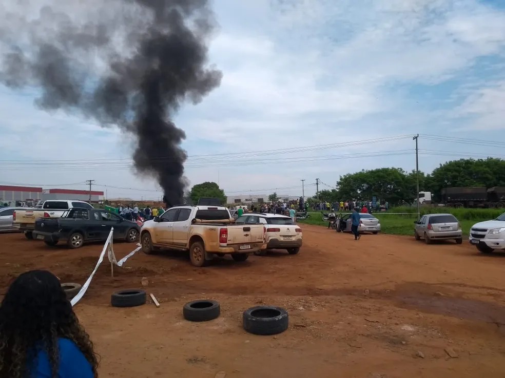 EM RONDÔNIA – Rodovias apenas serão desbloqueadas com pronunciamento de Bolsonaro