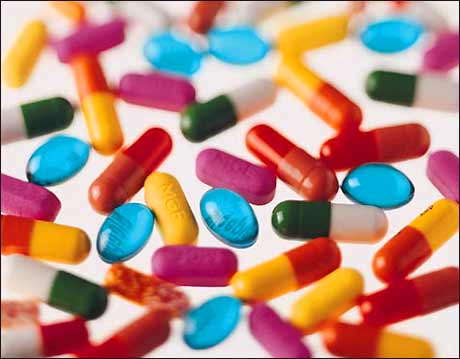 Médicos alertam sobre o risco à saúde do folião que recorre a medicamentos