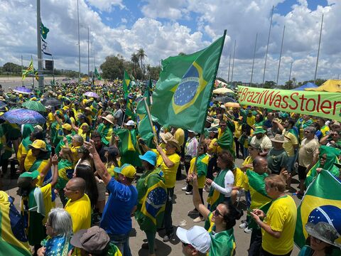 Forças Armadas defendem liberdade de expressão, mas condenam excessos em manifestações e de agentes públicos