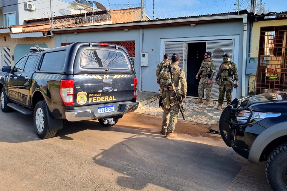 LAMASSU – Operação da Policia Federal e Policia Civil de Rondônia desarticula milícia composta por servidores públicos em Porto Velho